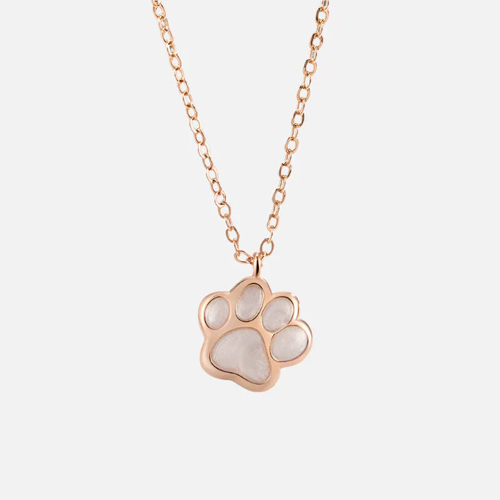 Yanika - Necklace with silver paw pendant